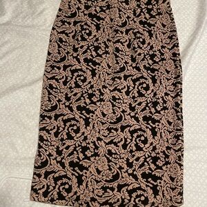 Elegant Black and Tan Patterned Skirt